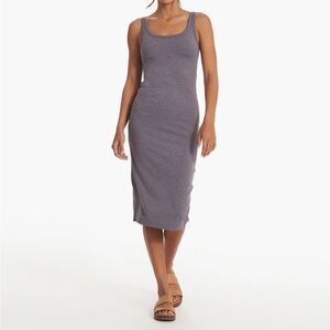 Vuori Halo Essential Dress